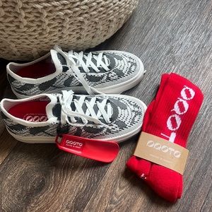 PROTO COLLECTIVE Iris-D shoe & Socks